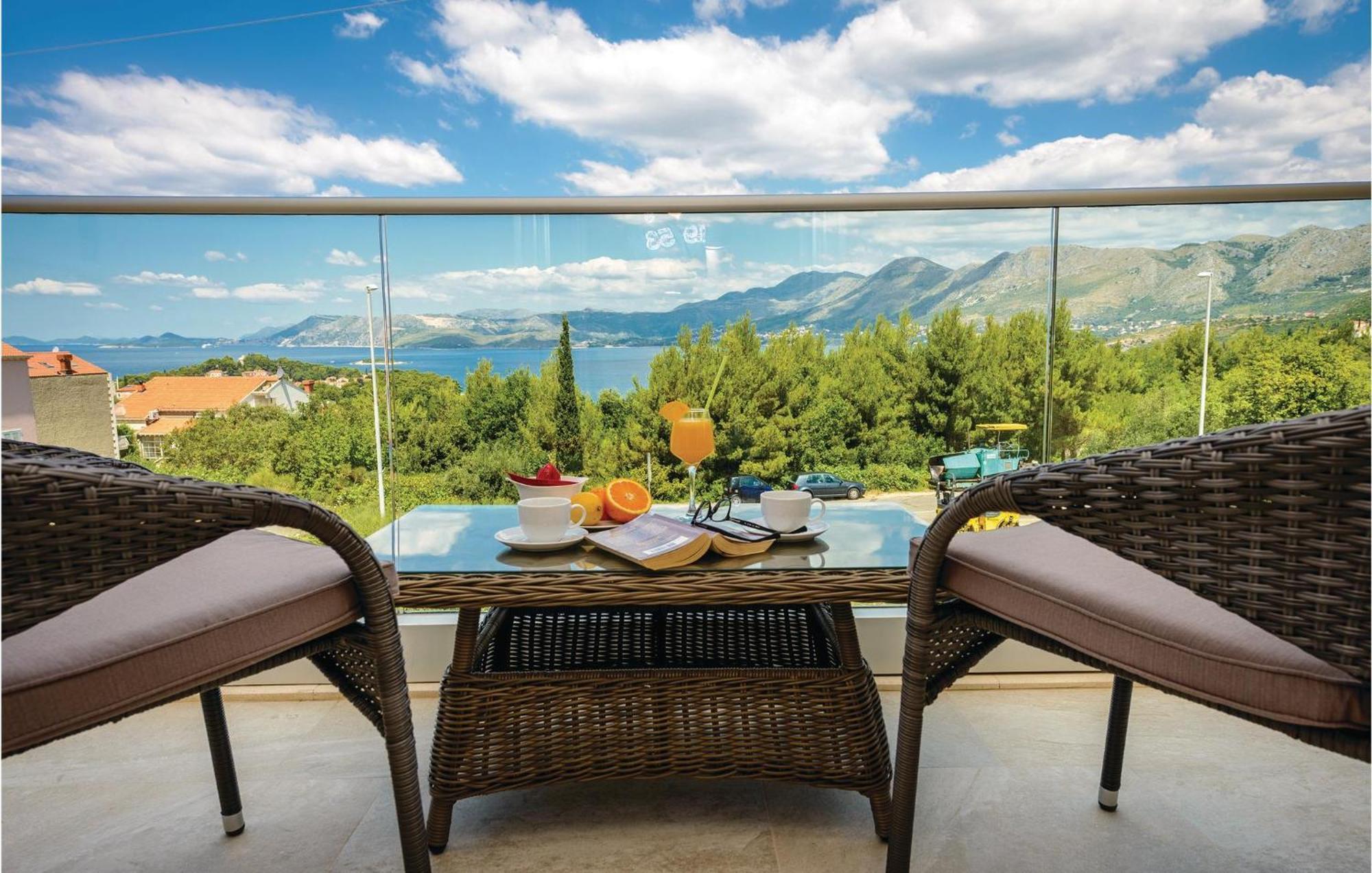 Amazing Apartment In Cavtat With House Sea View Extérieur photo