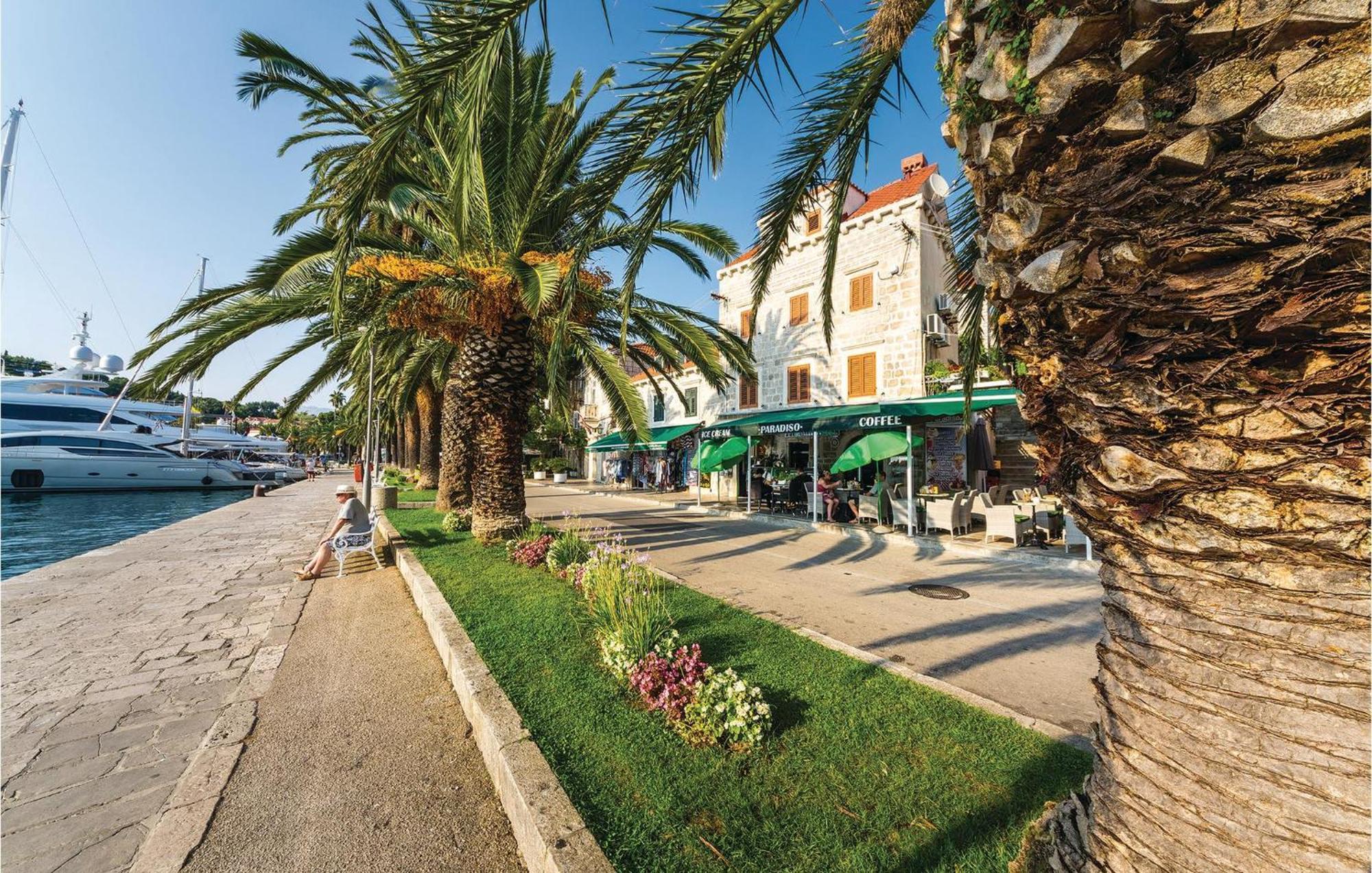 Amazing Apartment In Cavtat With House Sea View Extérieur photo