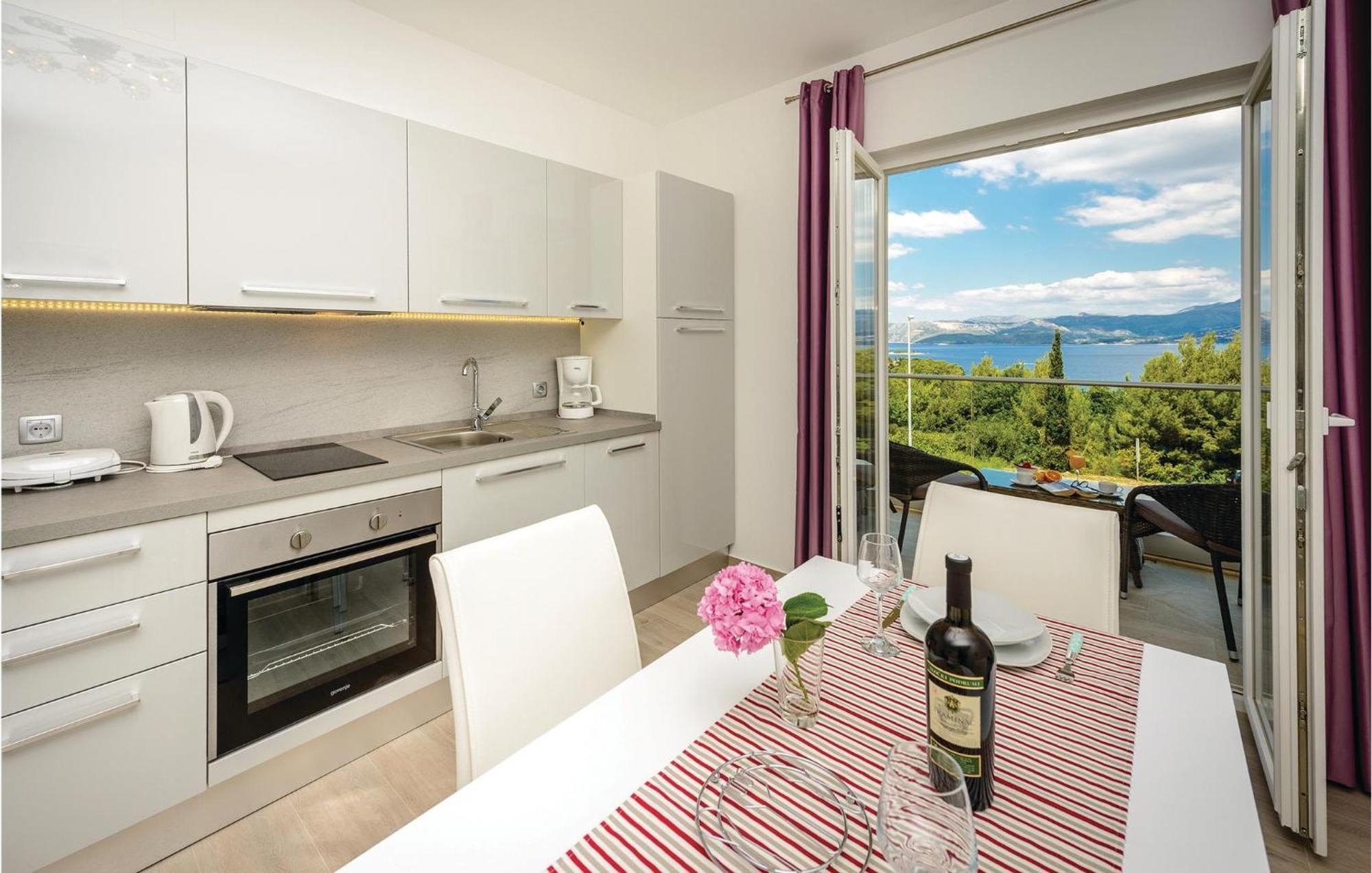Amazing Apartment In Cavtat With House Sea View Extérieur photo