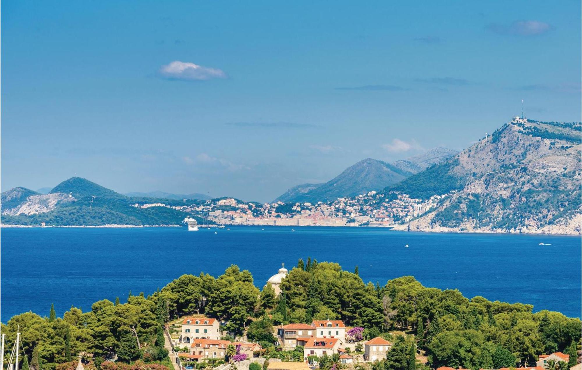 Amazing Apartment In Cavtat With House Sea View Extérieur photo
